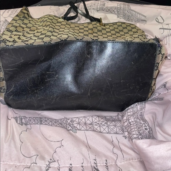 Authentic Gucci bag - Picture 14 of 16